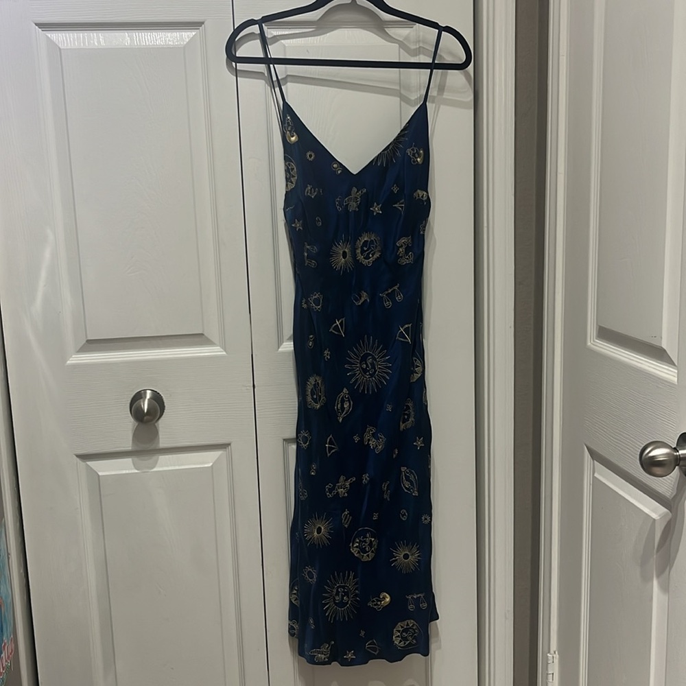 Realisation Par Zodiac 100% Silk Midi Dress - Picture 5 of 9